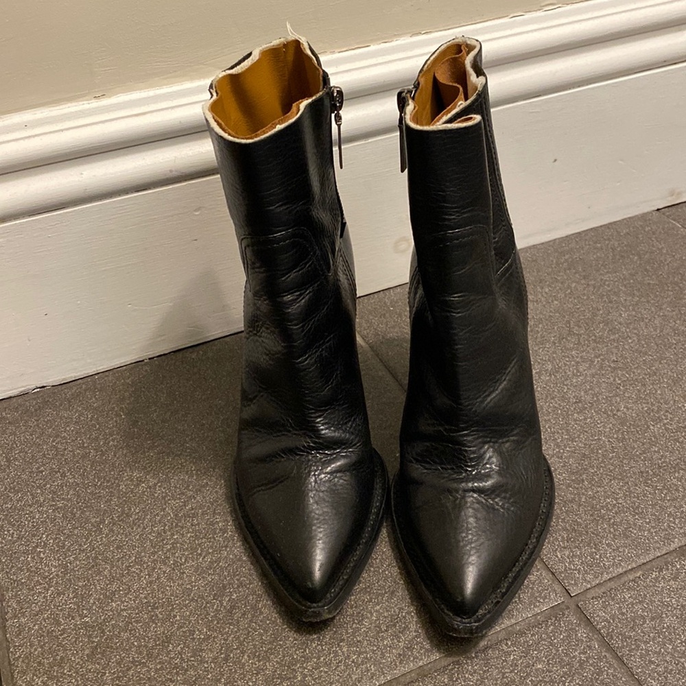 Yves Saint Laurent Theo Boots 37.5